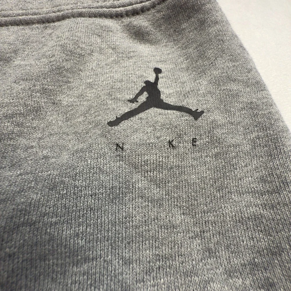 Nike Jordan Jumpman Short Mens XL Gray Black Stripe Fleece Drawstring DJ0186-091